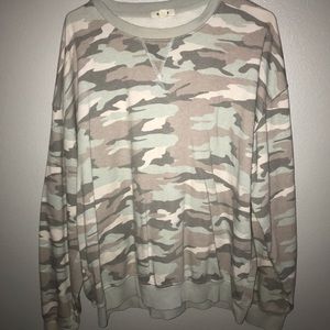 camo crew neck